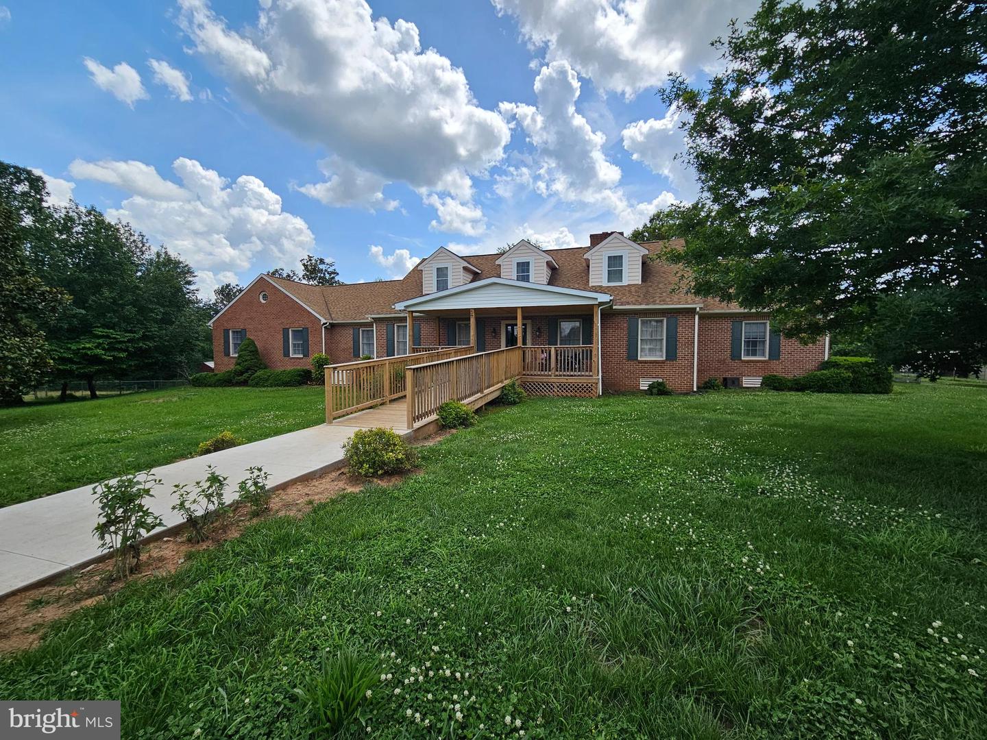2667 UNION CHURCH RD, BUCKINGHAM, Virginia 23921, 4 Bedrooms Bedrooms, ,4 BathroomsBathrooms,Residential,For sale,2667 UNION CHURCH RD,VABH2000196 MLS # VABH2000196