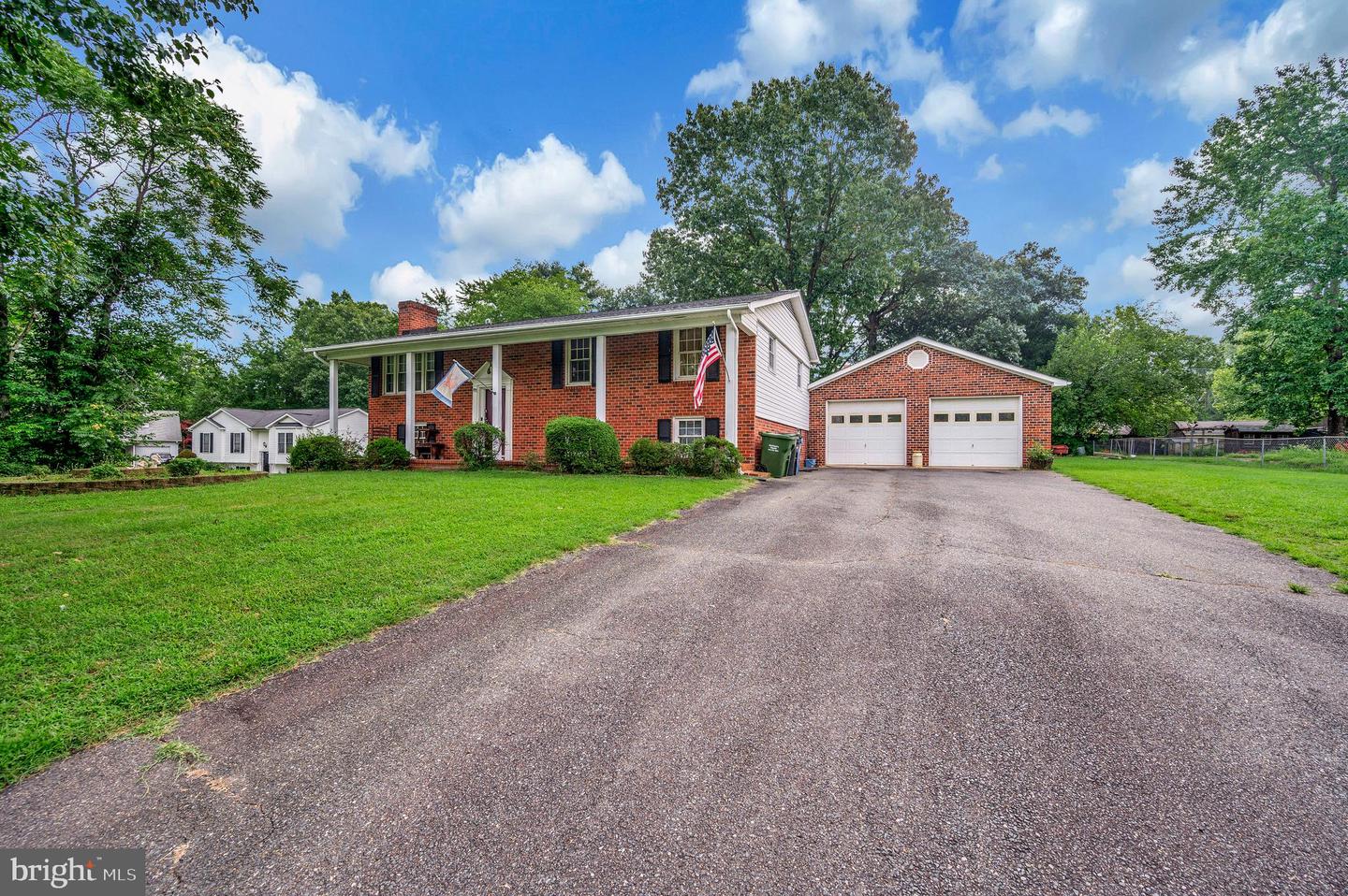 700 PERRY DR, FREDERICKSBURG, Virginia 22405, 4 Bedrooms Bedrooms, ,2 BathroomsBathrooms,Residential,For sale,700 PERRY DR,VAST2040600 MLS # VAST2040600
