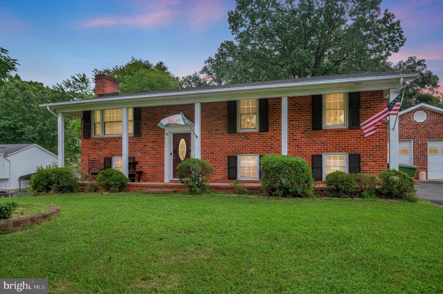 700 PERRY DR, FREDERICKSBURG, Virginia 22405, 4 Bedrooms Bedrooms, ,2 BathroomsBathrooms,Residential,For sale,700 PERRY DR,VAST2040600 MLS # VAST2040600