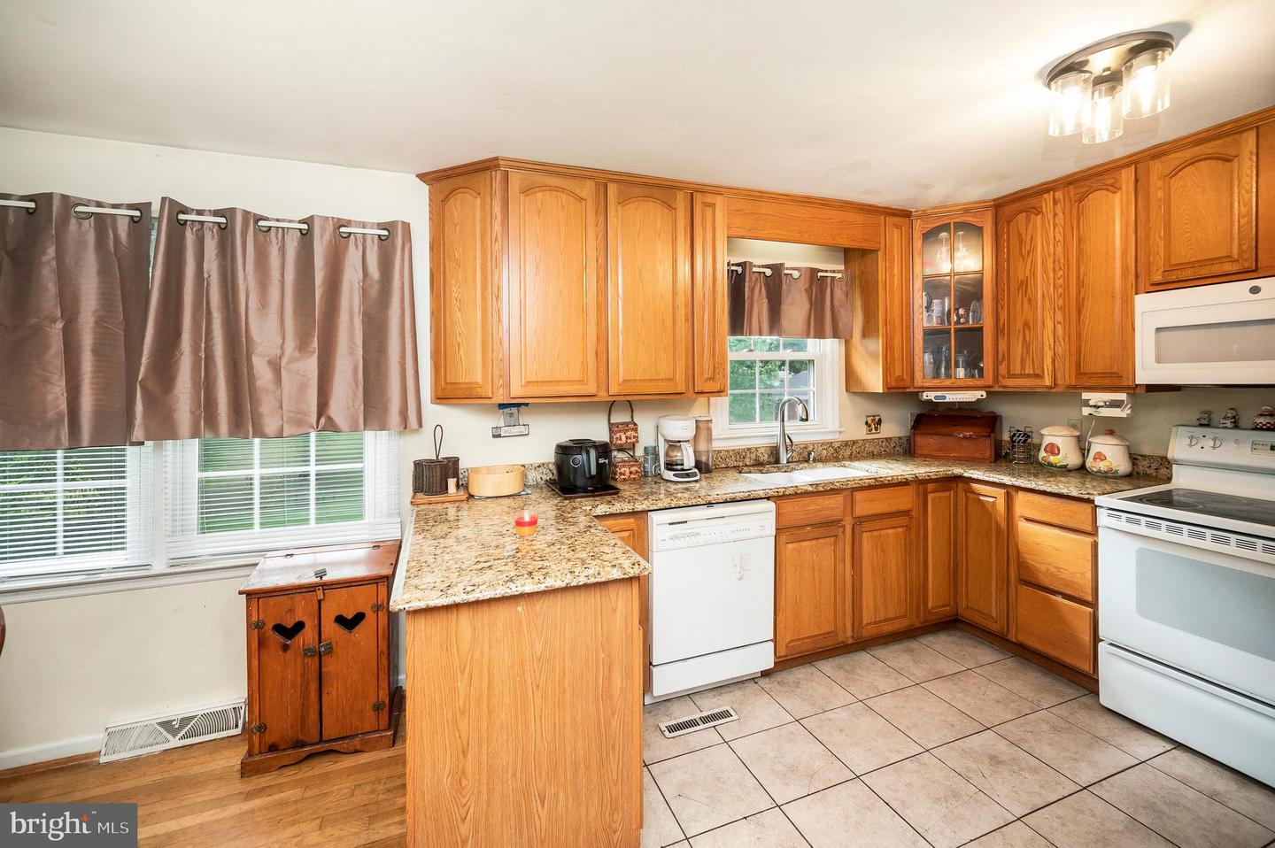 700 PERRY DR, FREDERICKSBURG, Virginia 22405, 4 Bedrooms Bedrooms, ,2 BathroomsBathrooms,Residential,For sale,700 PERRY DR,VAST2040600 MLS # VAST2040600