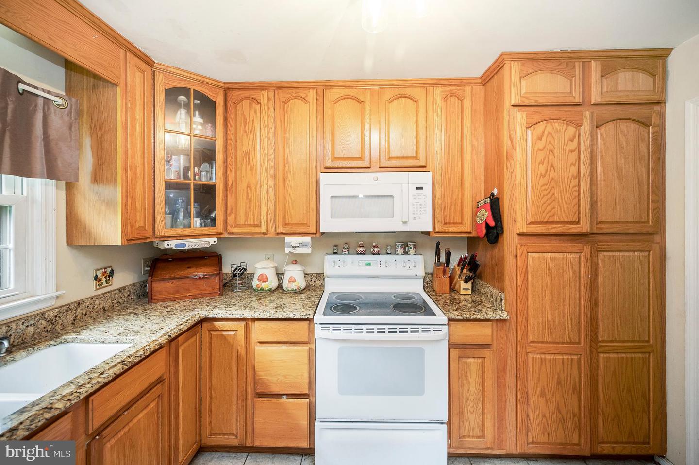 700 PERRY DR, FREDERICKSBURG, Virginia 22405, 4 Bedrooms Bedrooms, ,2 BathroomsBathrooms,Residential,For sale,700 PERRY DR,VAST2040600 MLS # VAST2040600