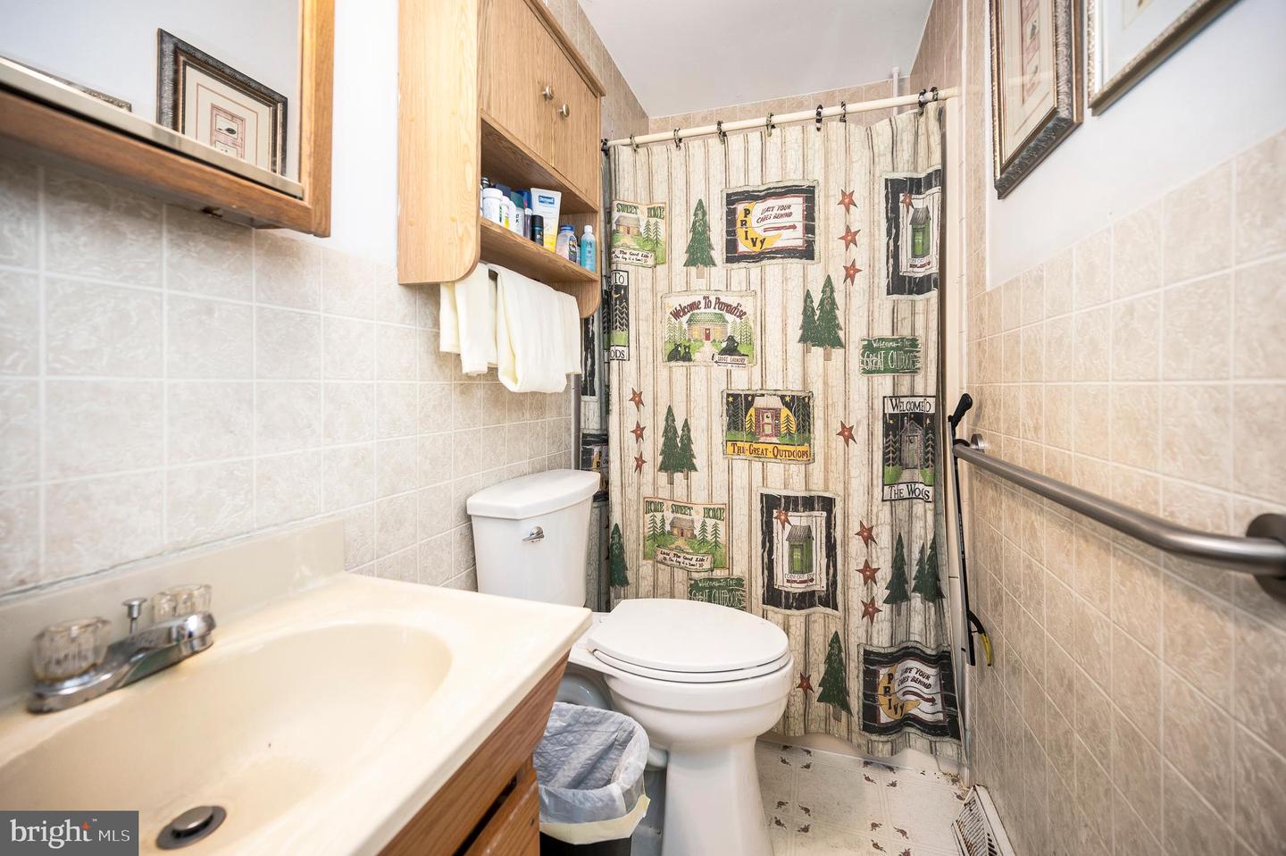 700 PERRY DR, FREDERICKSBURG, Virginia 22405, 4 Bedrooms Bedrooms, ,2 BathroomsBathrooms,Residential,For sale,700 PERRY DR,VAST2040600 MLS # VAST2040600