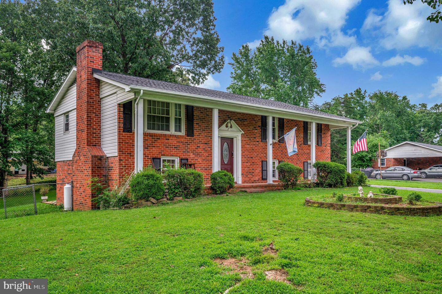 700 PERRY DR, FREDERICKSBURG, Virginia 22405, 4 Bedrooms Bedrooms, ,2 BathroomsBathrooms,Residential,For sale,700 PERRY DR,VAST2040600 MLS # VAST2040600