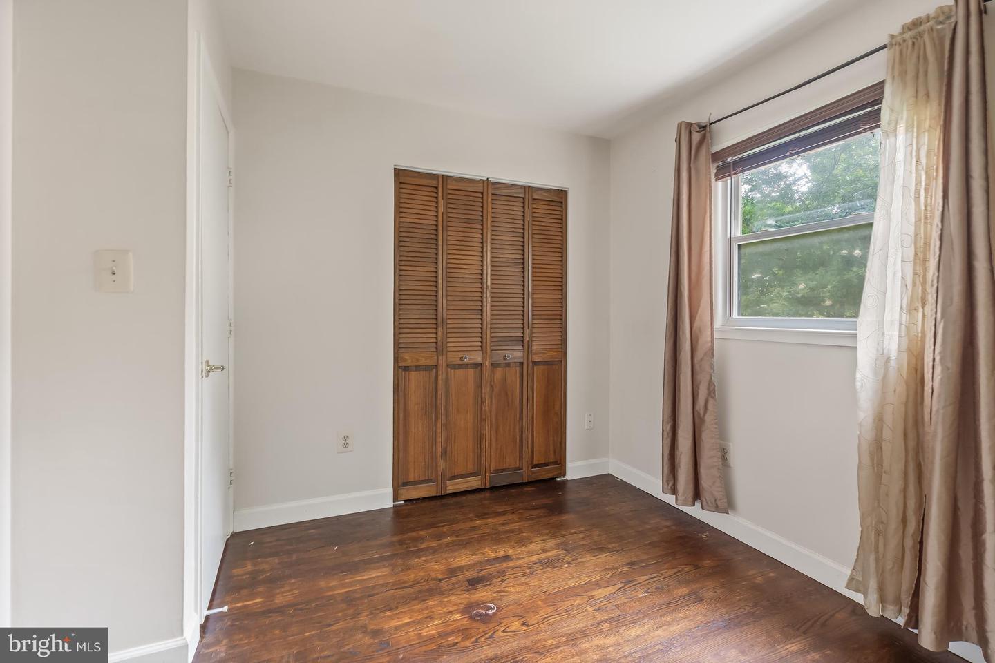 3937 FORESTDALE AVE, WOODBRIDGE, Virginia 22193, 4 Bedrooms Bedrooms, ,2 BathroomsBathrooms,Residential,For sale,3937 FORESTDALE AVE,VAPW2098750 MLS # VAPW2098750