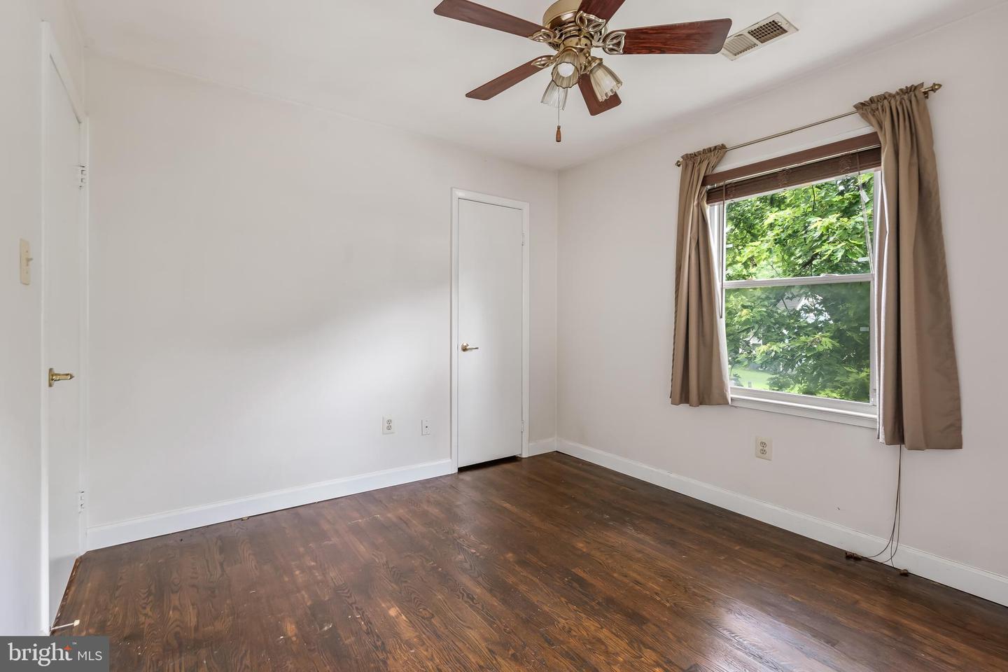 3937 FORESTDALE AVE, WOODBRIDGE, Virginia 22193, 4 Bedrooms Bedrooms, ,2 BathroomsBathrooms,Residential,For sale,3937 FORESTDALE AVE,VAPW2098750 MLS # VAPW2098750