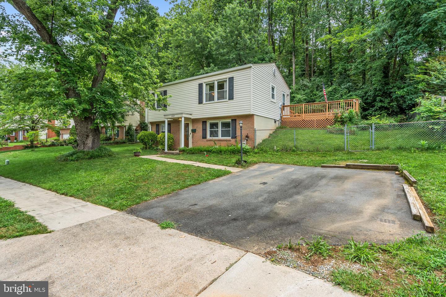 3937 FORESTDALE AVE, WOODBRIDGE, Virginia 22193, 4 Bedrooms Bedrooms, ,2 BathroomsBathrooms,Residential,For sale,3937 FORESTDALE AVE,VAPW2098750 MLS # VAPW2098750