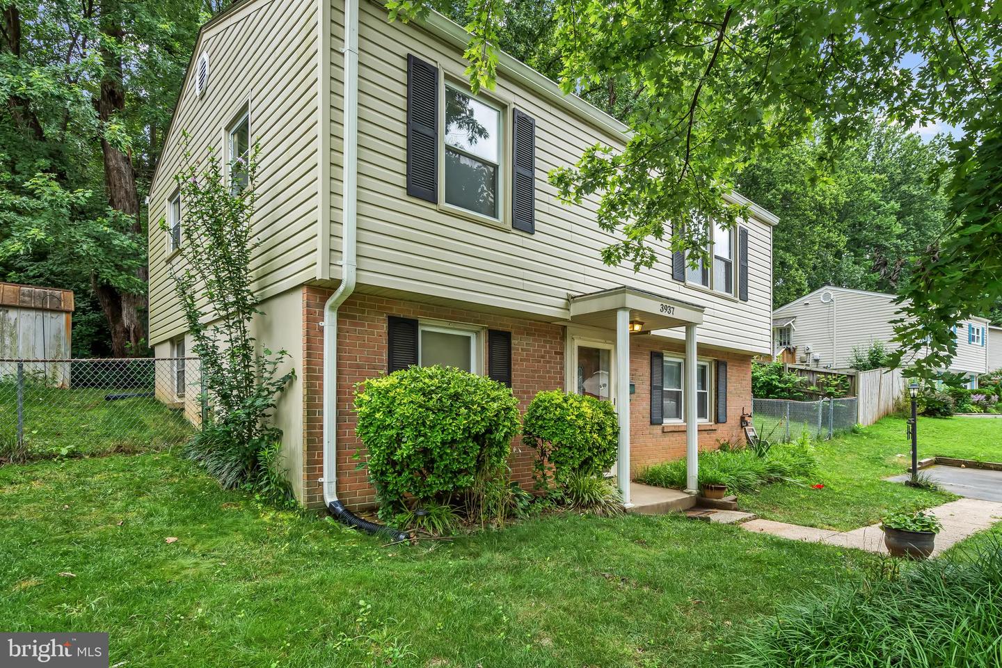 3937 FORESTDALE AVE, WOODBRIDGE, Virginia 22193, 4 Bedrooms Bedrooms, ,2 BathroomsBathrooms,Residential,For sale,3937 FORESTDALE AVE,VAPW2098750 MLS # VAPW2098750