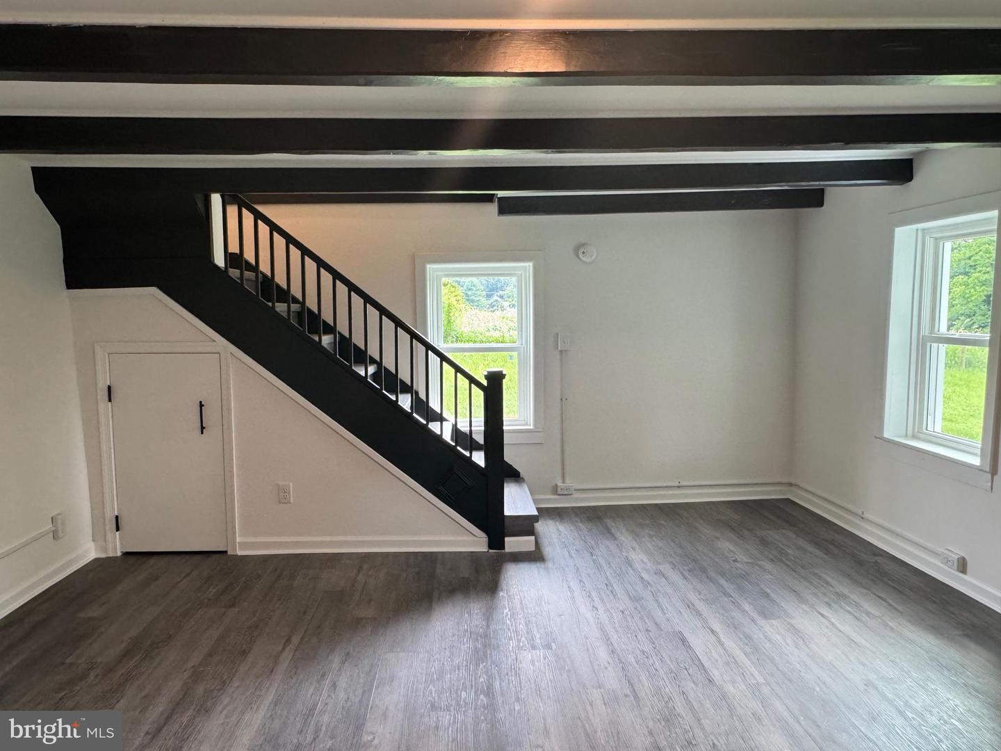 1822 PLEASANT VIEW RD, MOUNT JACKSON, Virginia 22842, 3 Bedrooms Bedrooms, ,2 BathroomsBathrooms,Residential,For sale,1822 PLEASANT VIEW RD,VASH2011956 MLS # VASH2011956