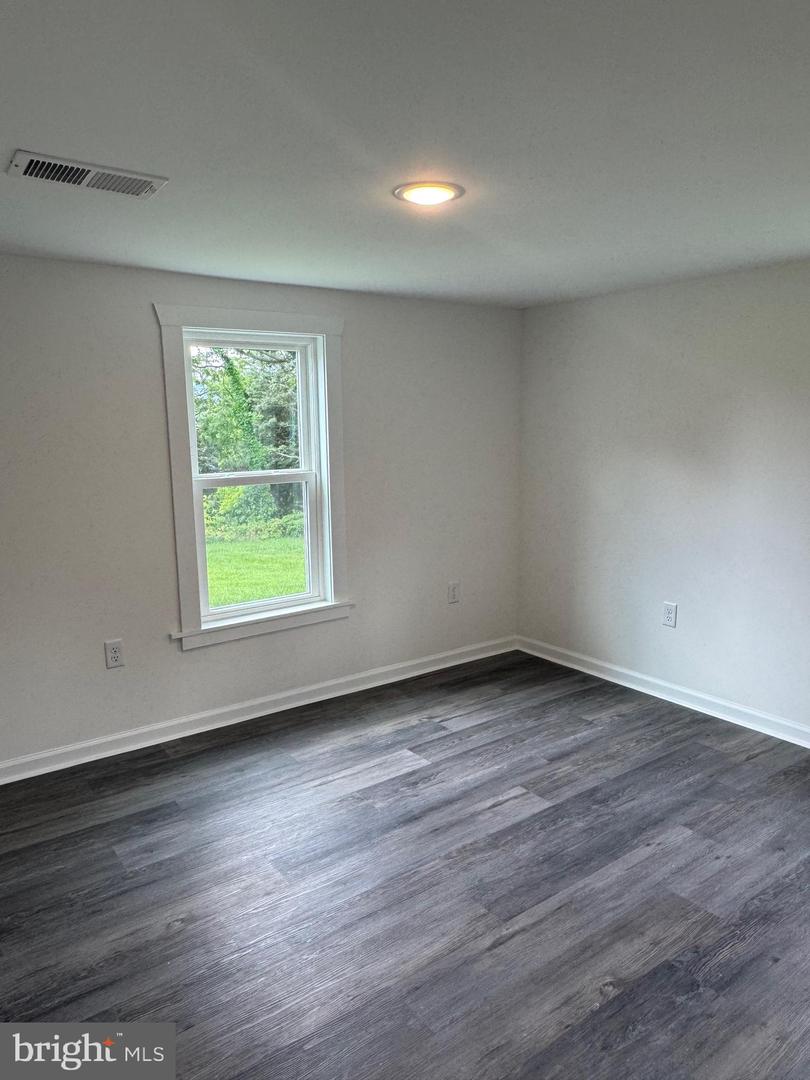 1822 PLEASANT VIEW RD, MOUNT JACKSON, Virginia 22842, 3 Bedrooms Bedrooms, ,2 BathroomsBathrooms,Residential,For sale,1822 PLEASANT VIEW RD,VASH2011956 MLS # VASH2011956