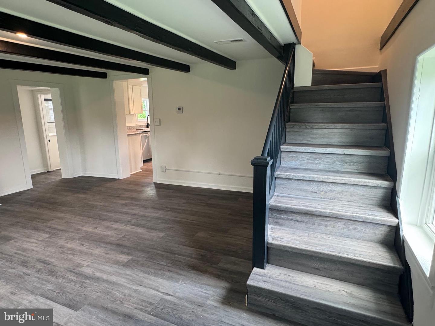 1822 PLEASANT VIEW RD, MOUNT JACKSON, Virginia 22842, 3 Bedrooms Bedrooms, ,2 BathroomsBathrooms,Residential,For sale,1822 PLEASANT VIEW RD,VASH2011956 MLS # VASH2011956