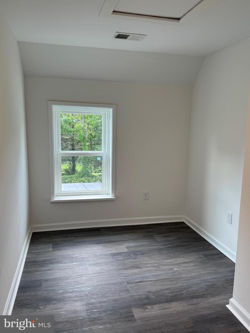 1822 PLEASANT VIEW RD, MOUNT JACKSON, Virginia 22842, 3 Bedrooms Bedrooms, ,2 BathroomsBathrooms,Residential,For sale,1822 PLEASANT VIEW RD,VASH2011956 MLS # VASH2011956