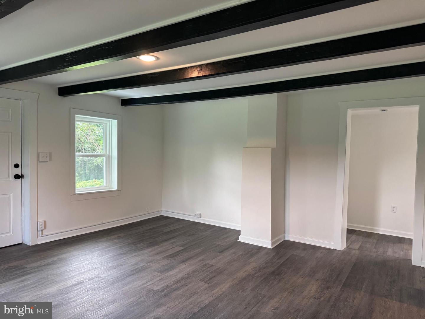 1822 PLEASANT VIEW RD, MOUNT JACKSON, Virginia 22842, 3 Bedrooms Bedrooms, ,2 BathroomsBathrooms,Residential,For sale,1822 PLEASANT VIEW RD,VASH2011956 MLS # VASH2011956