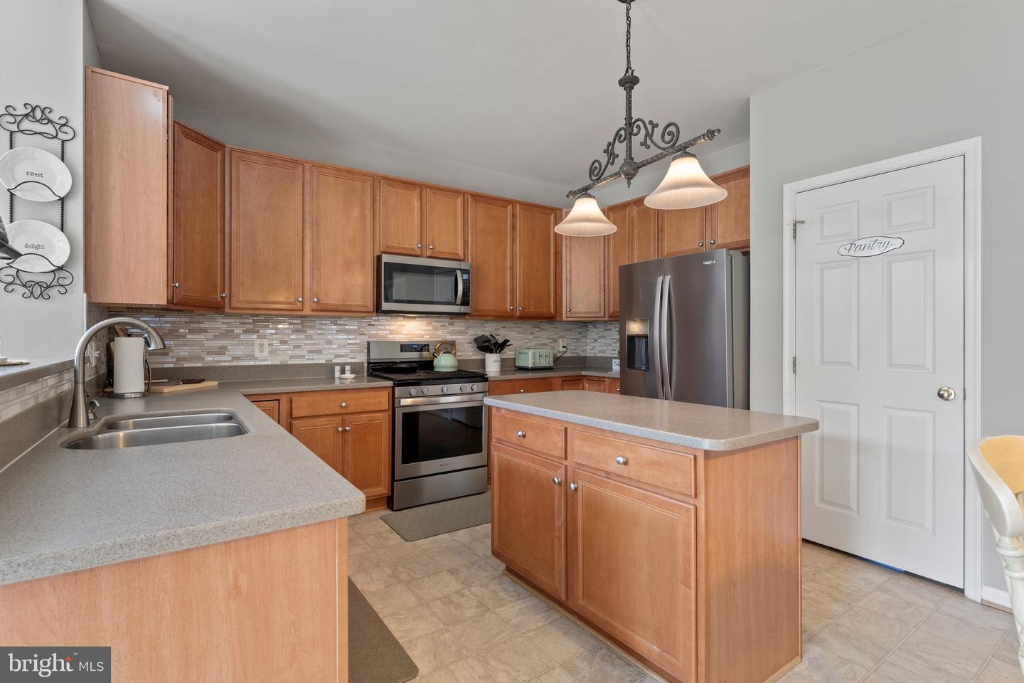 10310 LEES CROSSING LN, FREDERICKSBURG, Virginia 22408, 5 Bedrooms Bedrooms, ,3 BathroomsBathrooms,Residential,For sale,10310 LEES CROSSING LN,VASP2034600 MLS # VASP2034600
