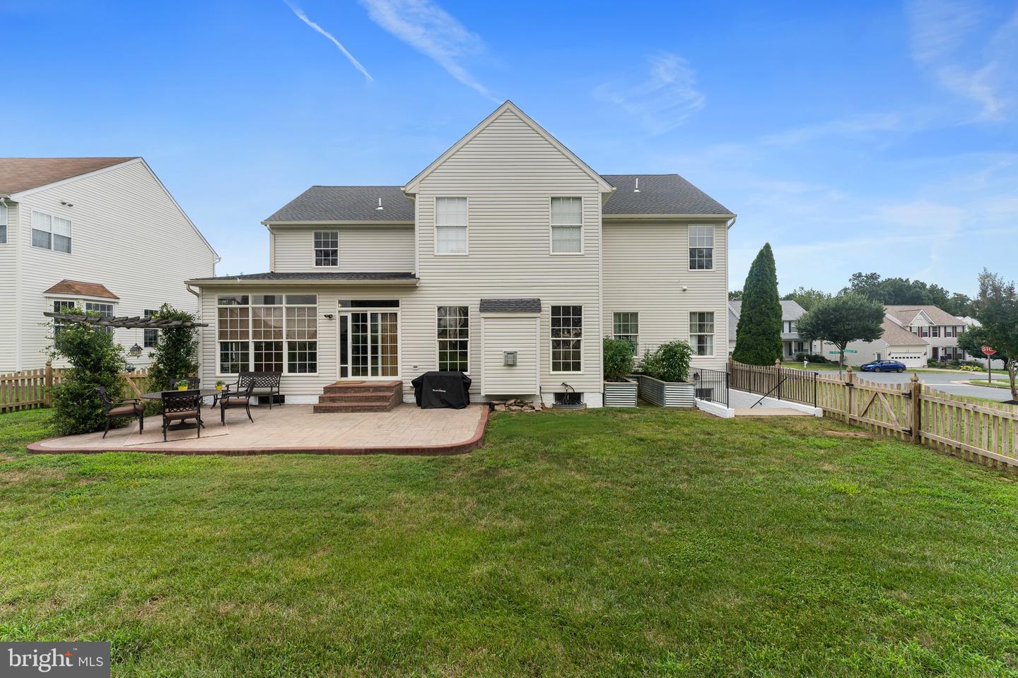 10310 LEES CROSSING LN, FREDERICKSBURG, Virginia 22408, 5 Bedrooms Bedrooms, ,3 BathroomsBathrooms,Residential,For sale,10310 LEES CROSSING LN,VASP2034600 MLS # VASP2034600