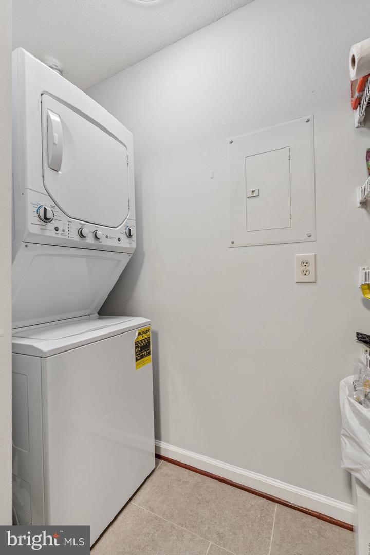 20311 BEECHWOOD TER #203, ASHBURN, Virginia 20147, 2 Bedrooms Bedrooms, ,2 BathroomsBathrooms,Residential,For sale,20311 BEECHWOOD TER #203,VALO2101848 MLS # VALO2101848
