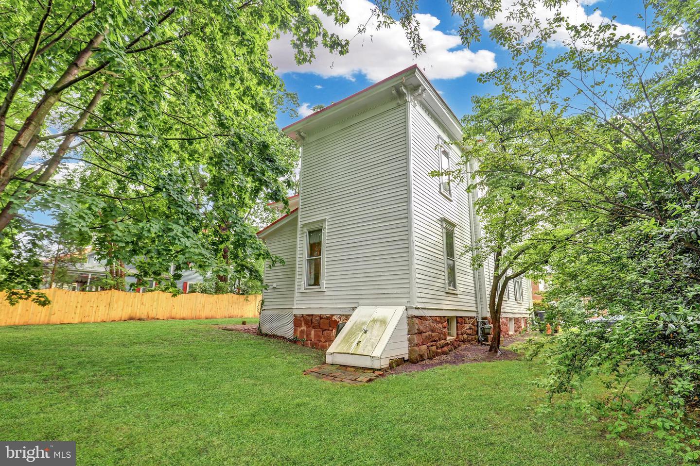 9309 WEST ST, MANASSAS, Virginia 20110, 3 Bedrooms Bedrooms, ,2 BathroomsBathrooms,Residential,For sale,9309 WEST ST,VAMN2008668 MLS # VAMN2008668
