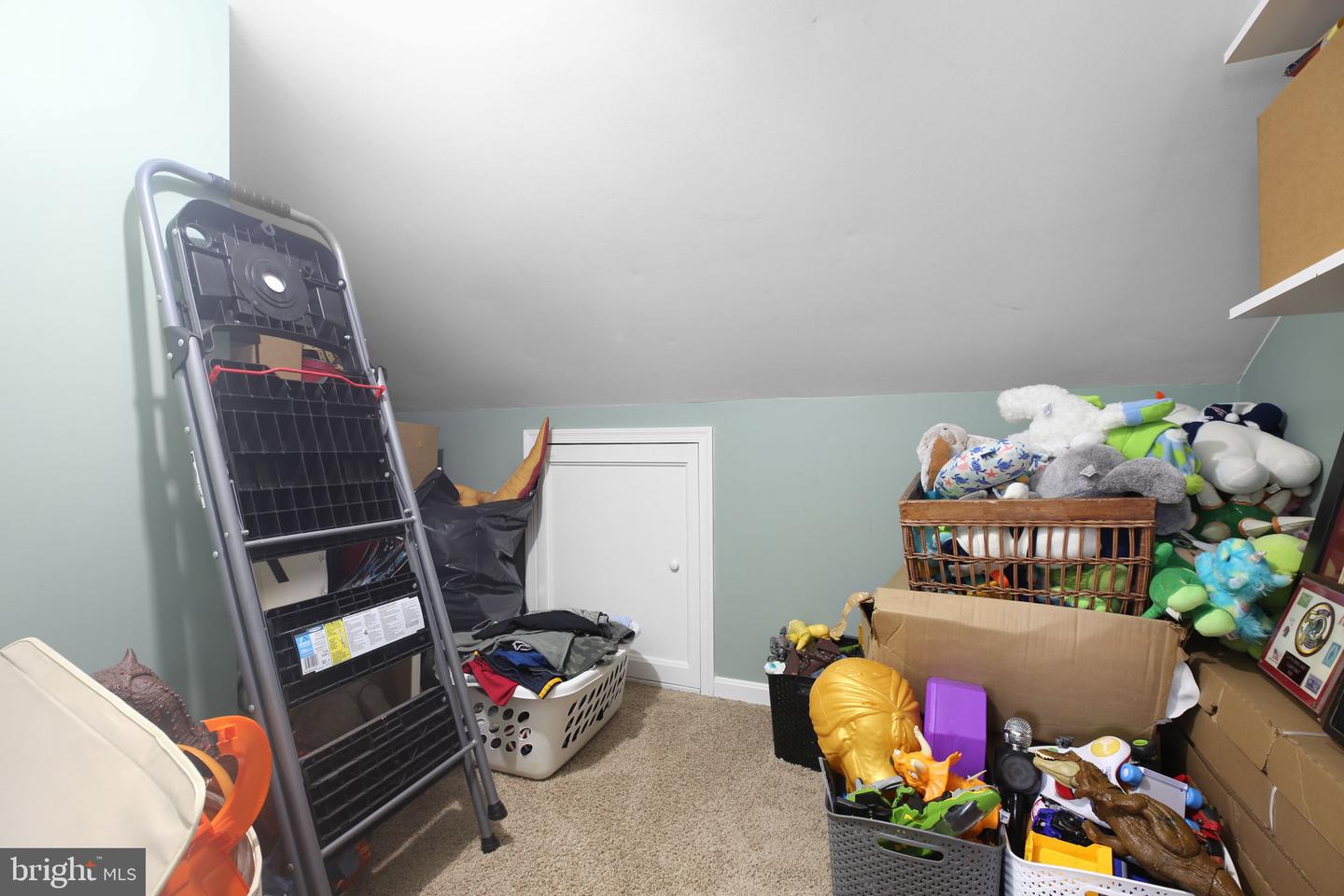 13706 FLANK MARCH LN, SPOTSYLVANIA, Virginia 22551, 3 Bedrooms Bedrooms, ,2 BathroomsBathrooms,Residential,For sale,13706 FLANK MARCH LN,VASP2034644 MLS # VASP2034644