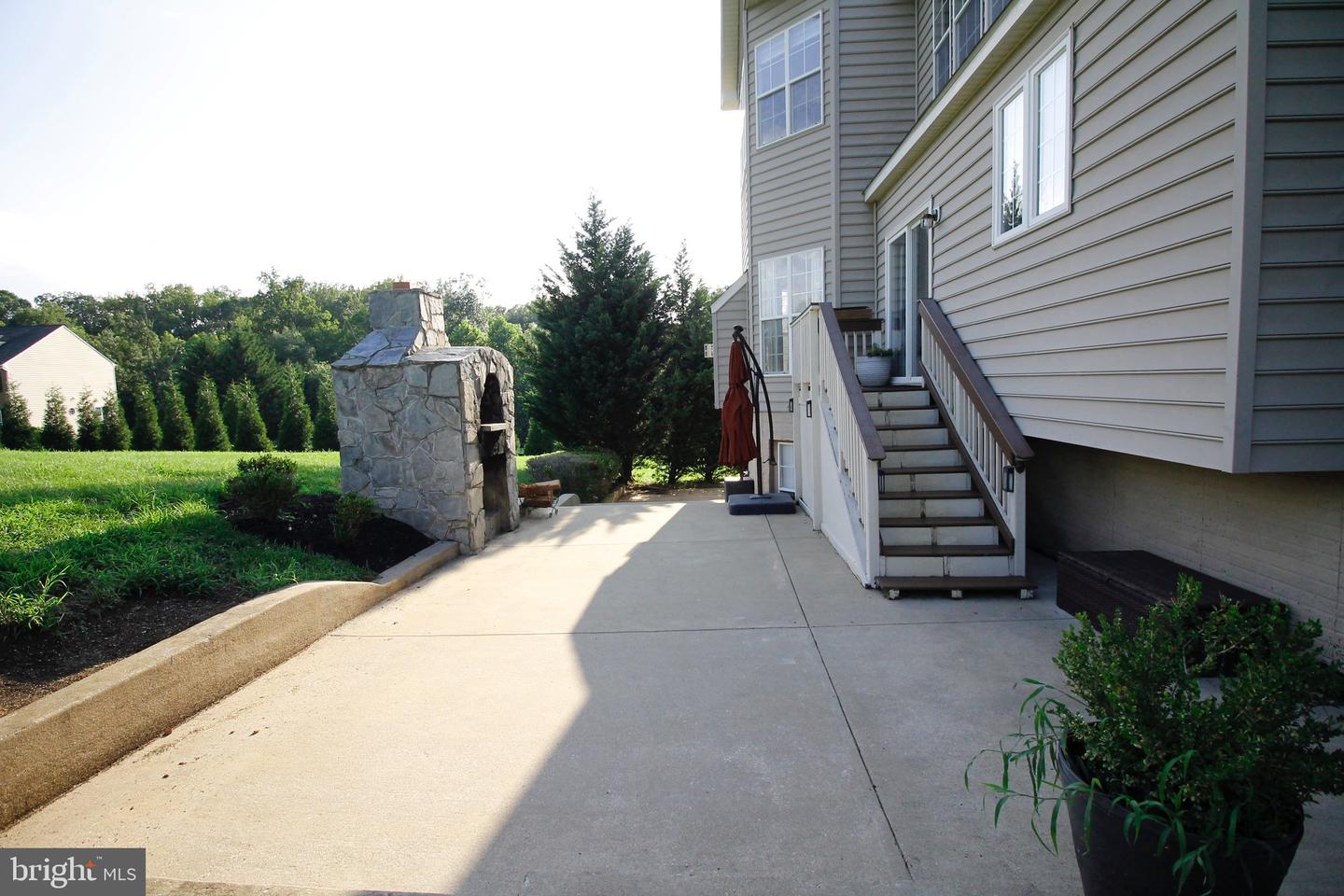 5569 JAMISONS FARM DR, WARRENTON, Virginia 20187, 6 Bedrooms Bedrooms, ,4 BathroomsBathrooms,Residential,For sale,5569 JAMISONS FARM DR,VAFQ2017420 MLS # VAFQ2017420