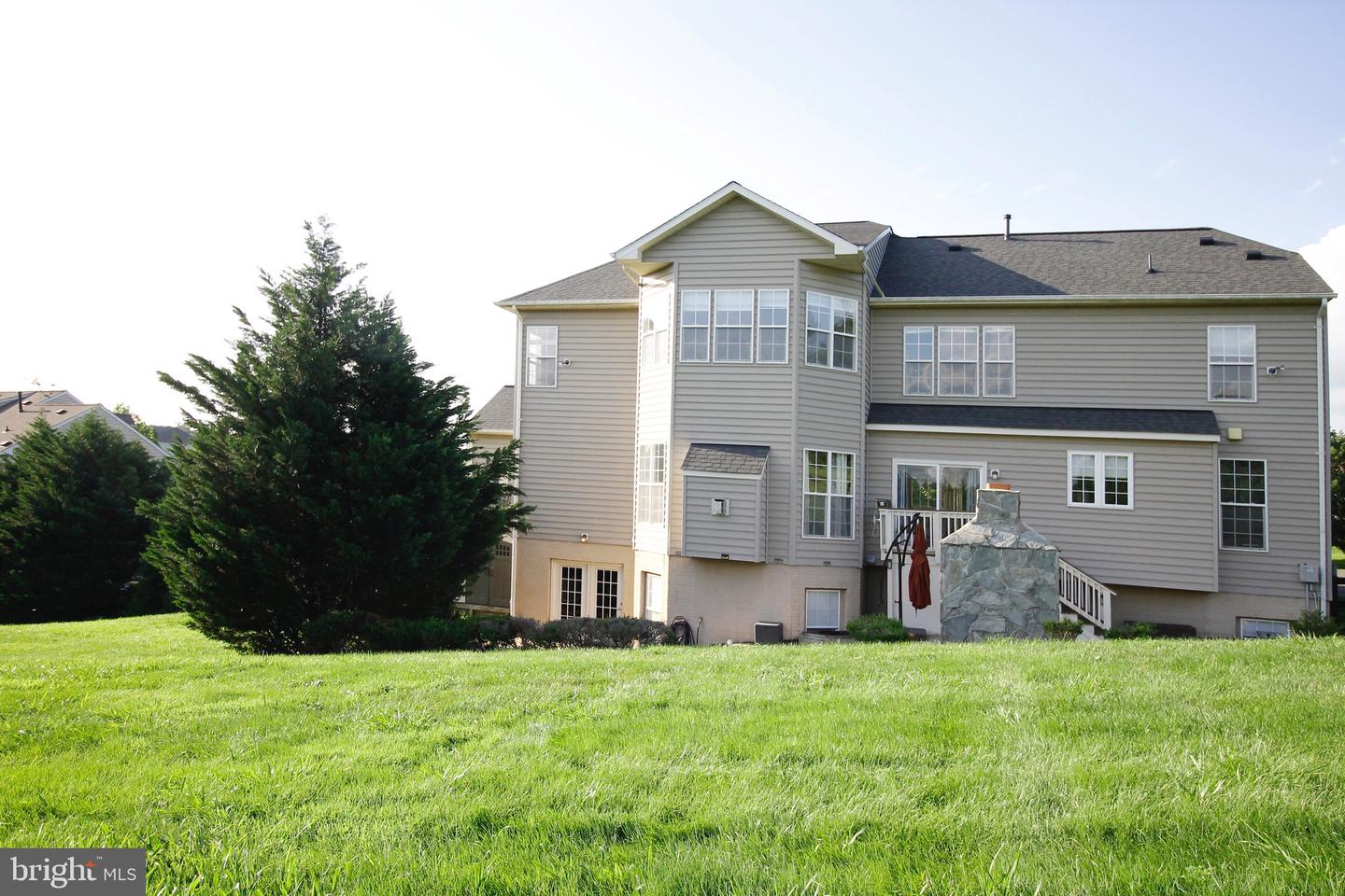 5569 JAMISONS FARM DR, WARRENTON, Virginia 20187, 6 Bedrooms Bedrooms, ,4 BathroomsBathrooms,Residential,For sale,5569 JAMISONS FARM DR,VAFQ2017420 MLS # VAFQ2017420
