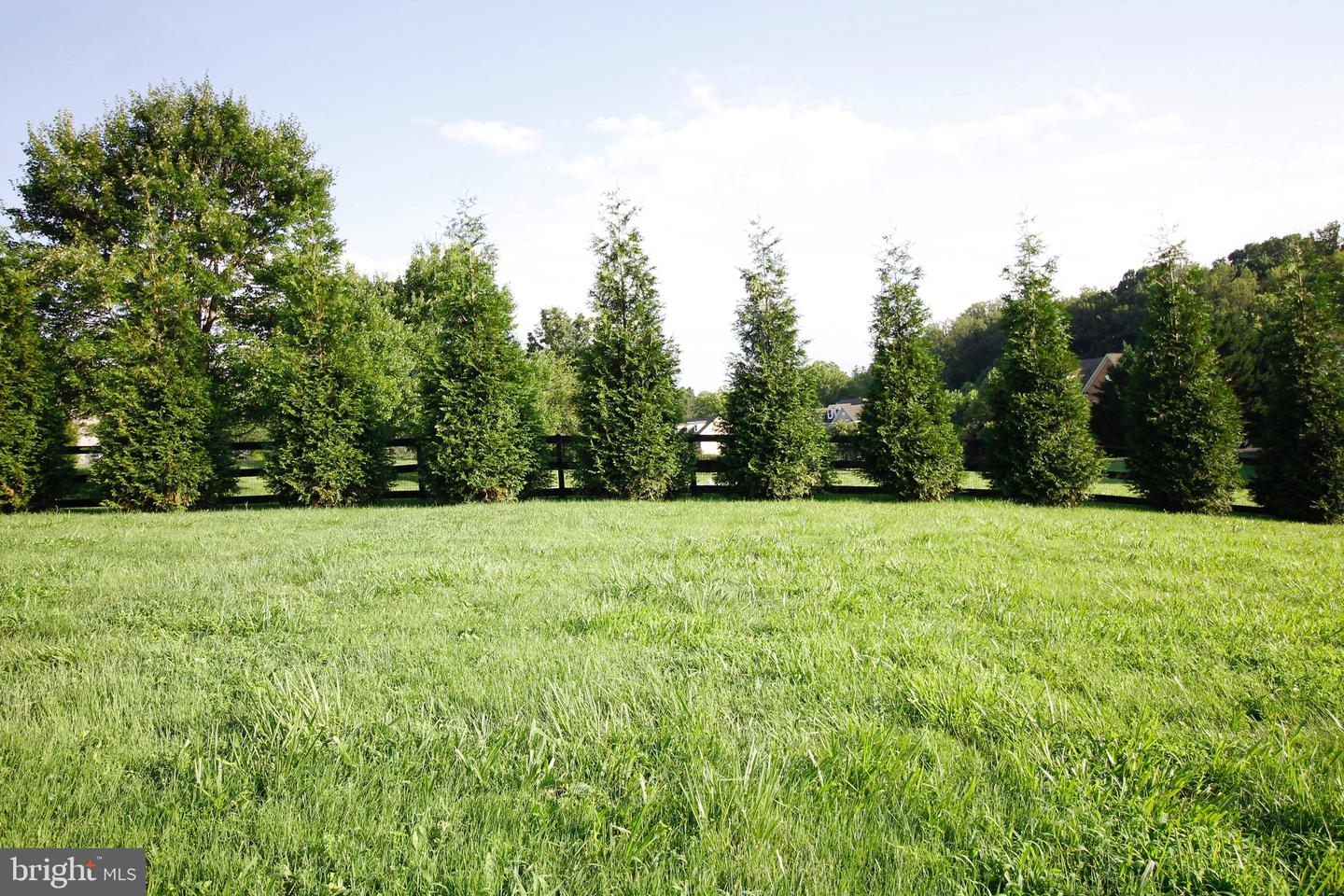 5569 JAMISONS FARM DR, WARRENTON, Virginia 20187, 6 Bedrooms Bedrooms, ,4 BathroomsBathrooms,Residential,For sale,5569 JAMISONS FARM DR,VAFQ2017420 MLS # VAFQ2017420
