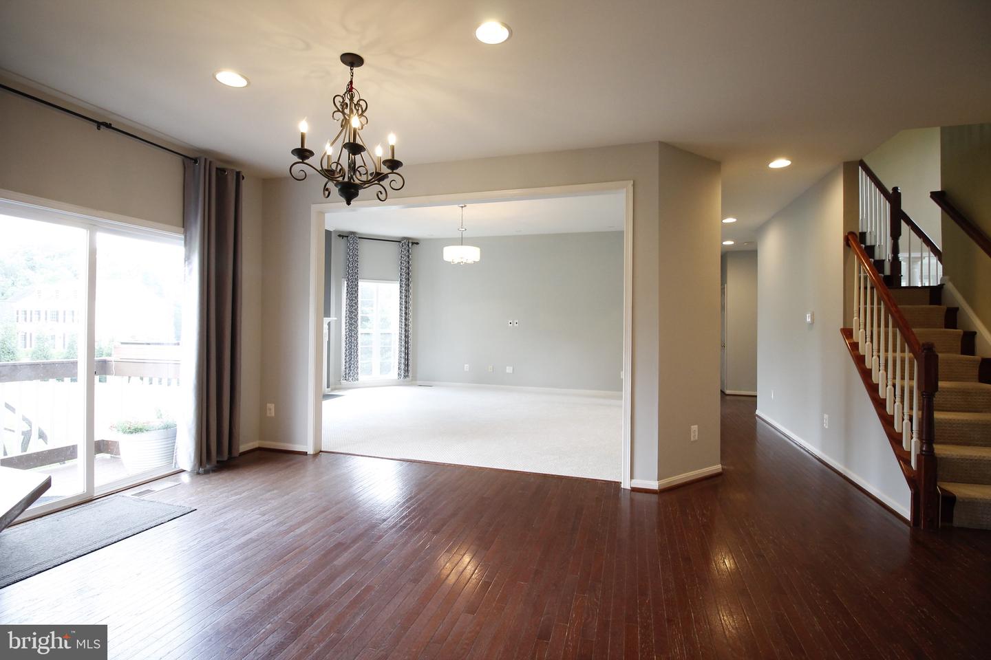 5569 JAMISONS FARM DR, WARRENTON, Virginia 20187, 6 Bedrooms Bedrooms, ,4 BathroomsBathrooms,Residential,For sale,5569 JAMISONS FARM DR,VAFQ2017420 MLS # VAFQ2017420