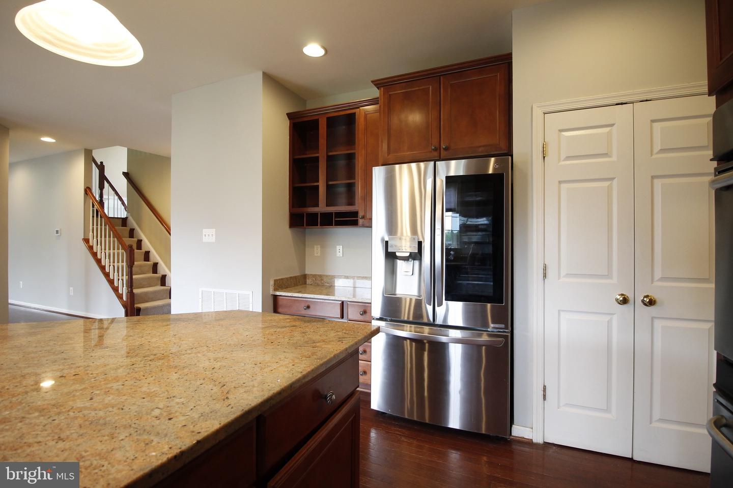 5569 JAMISONS FARM DR, WARRENTON, Virginia 20187, 6 Bedrooms Bedrooms, ,4 BathroomsBathrooms,Residential,For sale,5569 JAMISONS FARM DR,VAFQ2017420 MLS # VAFQ2017420