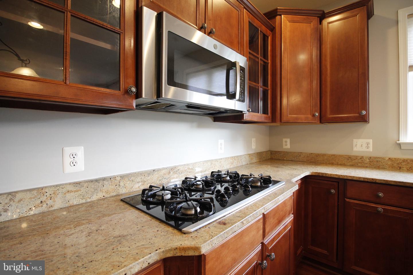 5569 JAMISONS FARM DR, WARRENTON, Virginia 20187, 6 Bedrooms Bedrooms, ,4 BathroomsBathrooms,Residential,For sale,5569 JAMISONS FARM DR,VAFQ2017420 MLS # VAFQ2017420