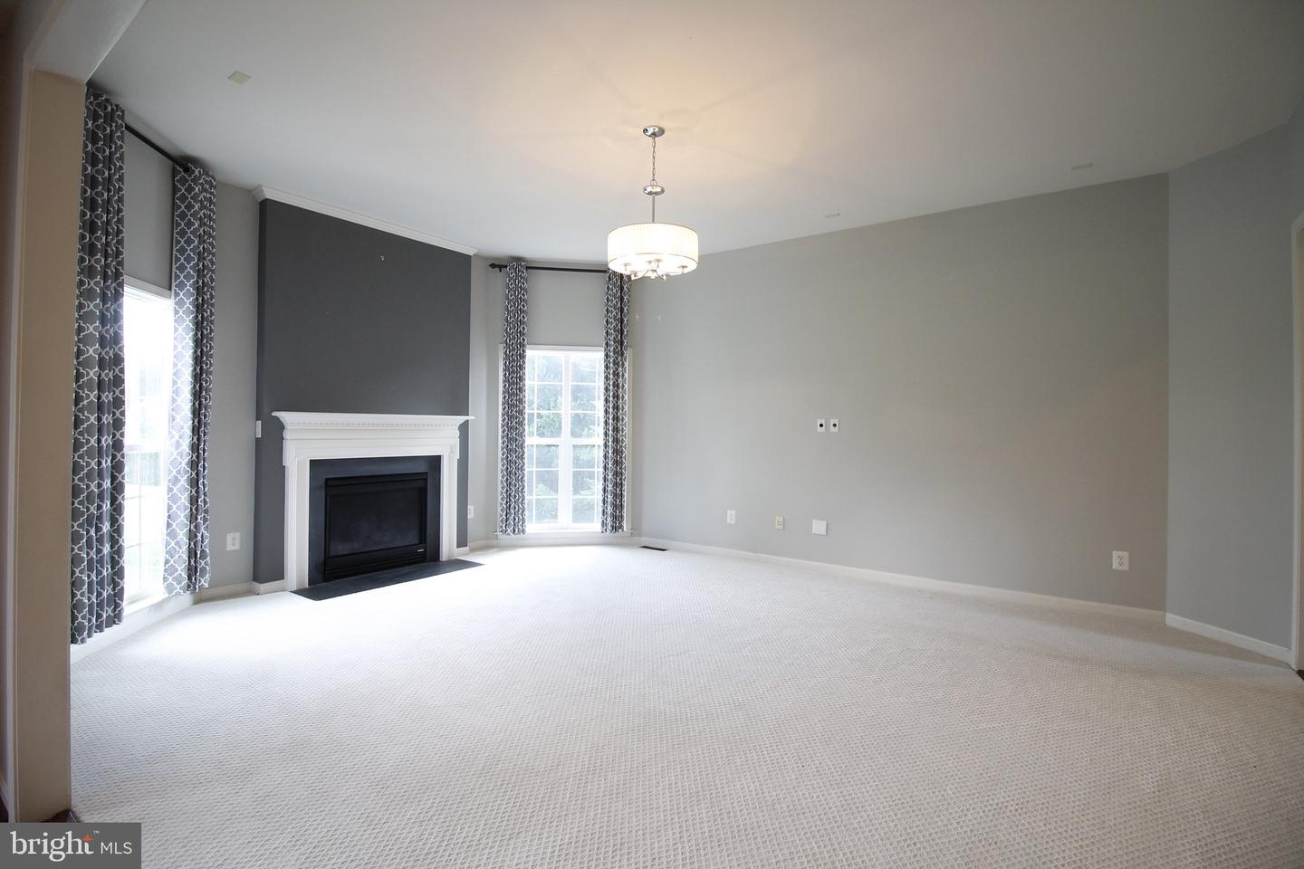 5569 JAMISONS FARM DR, WARRENTON, Virginia 20187, 6 Bedrooms Bedrooms, ,4 BathroomsBathrooms,Residential,For sale,5569 JAMISONS FARM DR,VAFQ2017420 MLS # VAFQ2017420