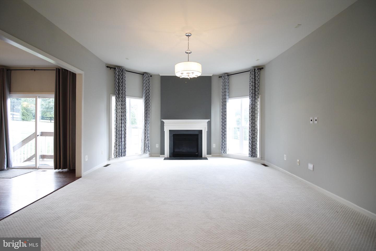 5569 JAMISONS FARM DR, WARRENTON, Virginia 20187, 6 Bedrooms Bedrooms, ,4 BathroomsBathrooms,Residential,For sale,5569 JAMISONS FARM DR,VAFQ2017420 MLS # VAFQ2017420