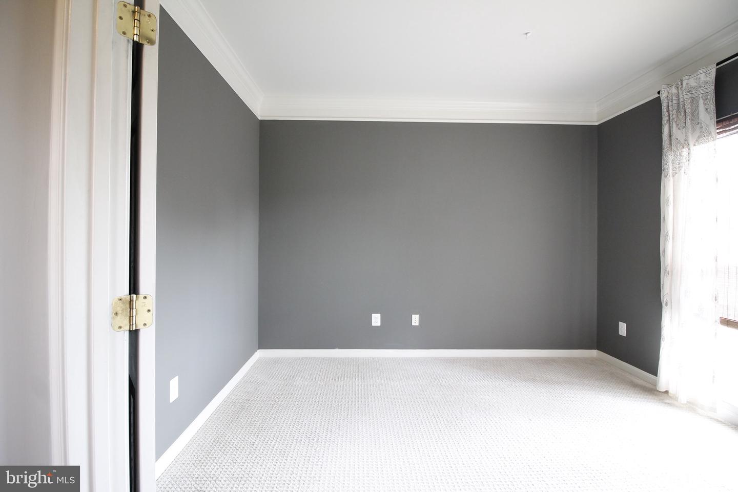 5569 JAMISONS FARM DR, WARRENTON, Virginia 20187, 6 Bedrooms Bedrooms, ,4 BathroomsBathrooms,Residential,For sale,5569 JAMISONS FARM DR,VAFQ2017420 MLS # VAFQ2017420