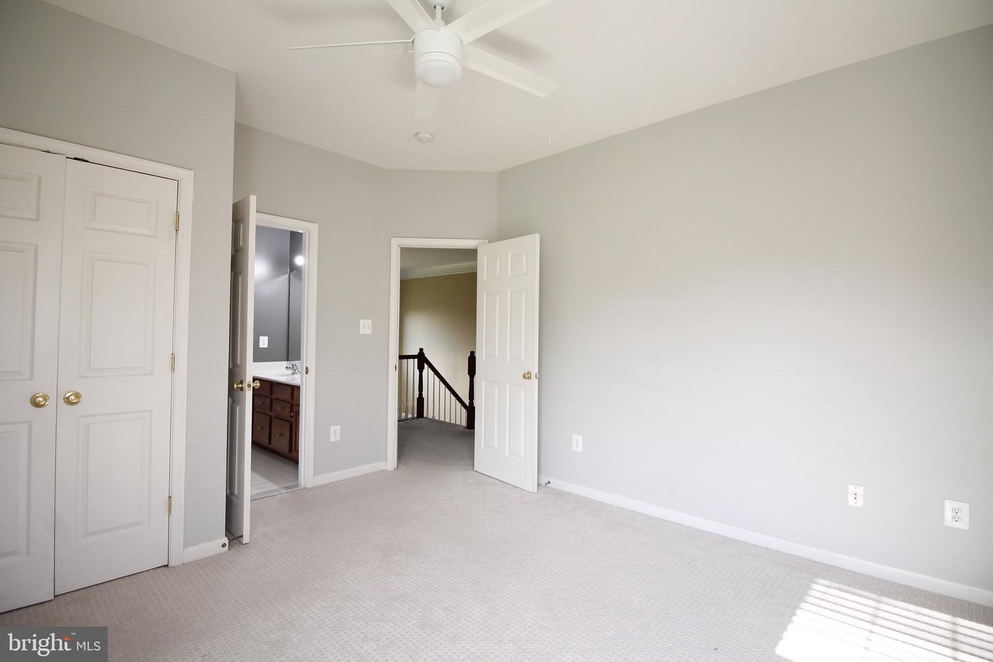 5569 JAMISONS FARM DR, WARRENTON, Virginia 20187, 6 Bedrooms Bedrooms, ,4 BathroomsBathrooms,Residential,For sale,5569 JAMISONS FARM DR,VAFQ2017420 MLS # VAFQ2017420