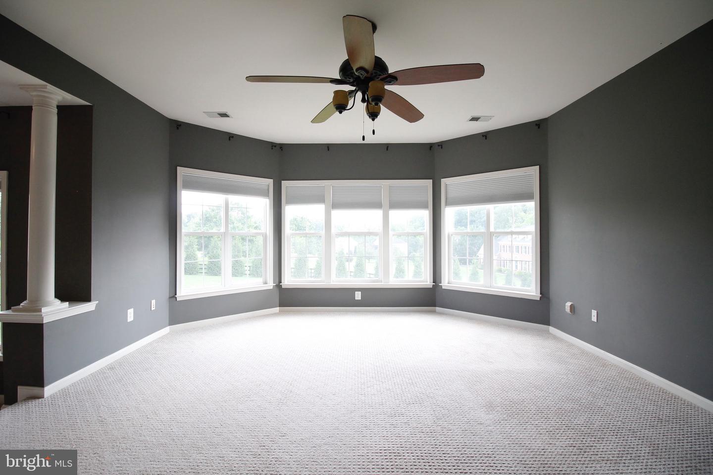 5569 JAMISONS FARM DR, WARRENTON, Virginia 20187, 6 Bedrooms Bedrooms, ,4 BathroomsBathrooms,Residential,For sale,5569 JAMISONS FARM DR,VAFQ2017420 MLS # VAFQ2017420