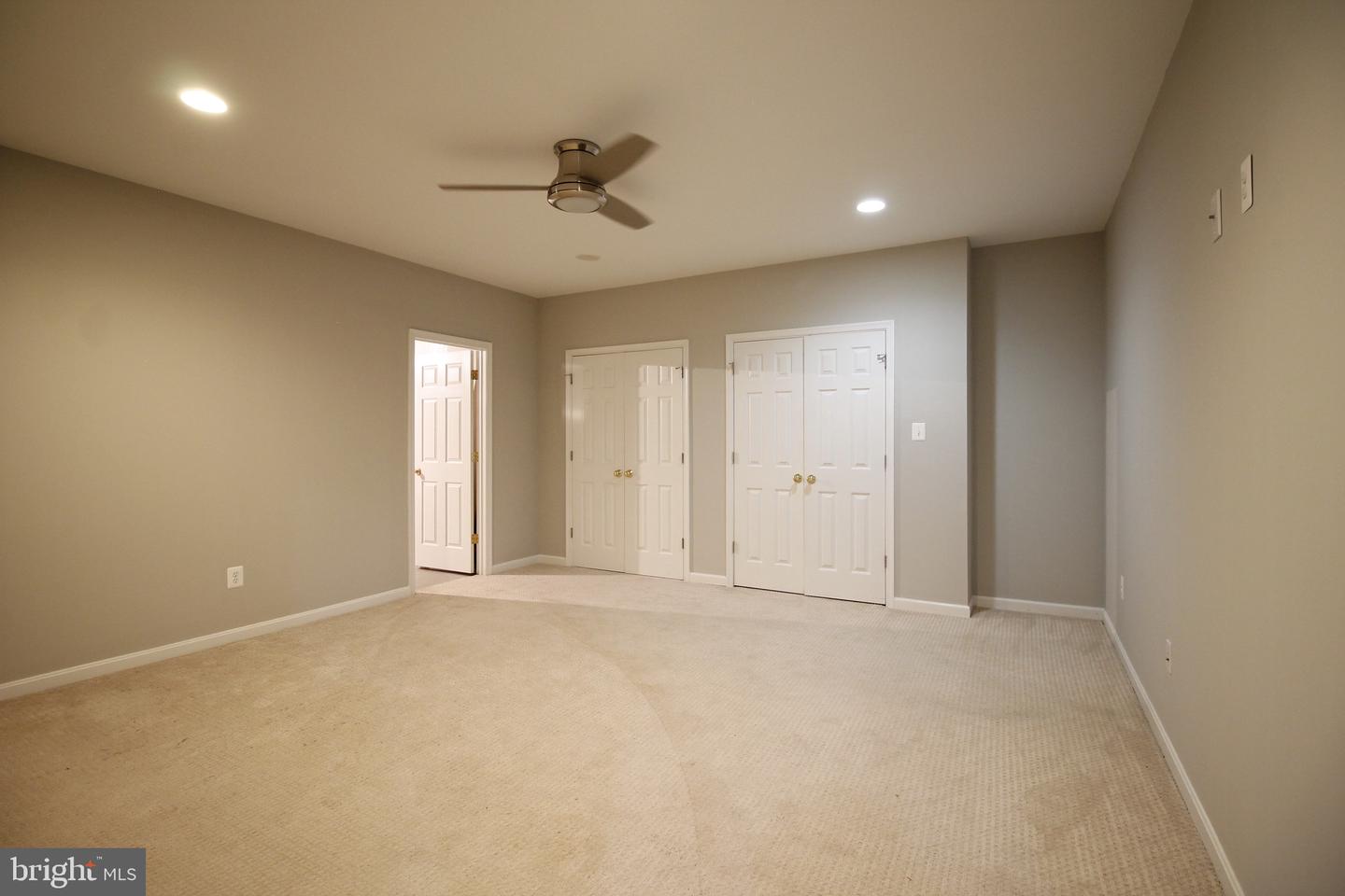 5569 JAMISONS FARM DR, WARRENTON, Virginia 20187, 6 Bedrooms Bedrooms, ,4 BathroomsBathrooms,Residential,For sale,5569 JAMISONS FARM DR,VAFQ2017420 MLS # VAFQ2017420
