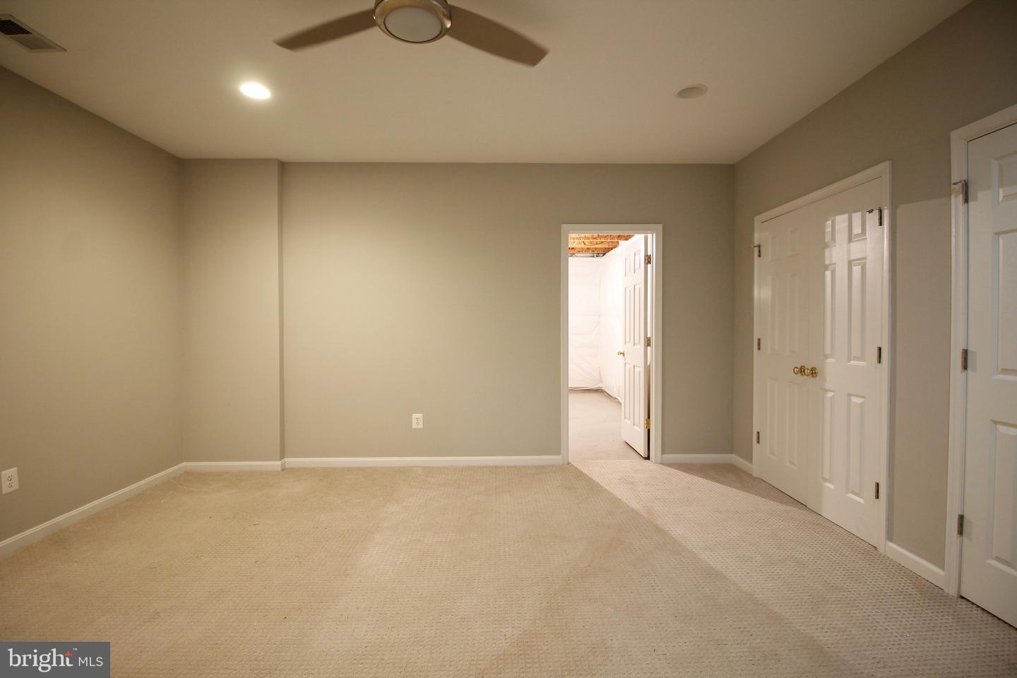 5569 JAMISONS FARM DR, WARRENTON, Virginia 20187, 6 Bedrooms Bedrooms, ,4 BathroomsBathrooms,Residential,For sale,5569 JAMISONS FARM DR,VAFQ2017420 MLS # VAFQ2017420