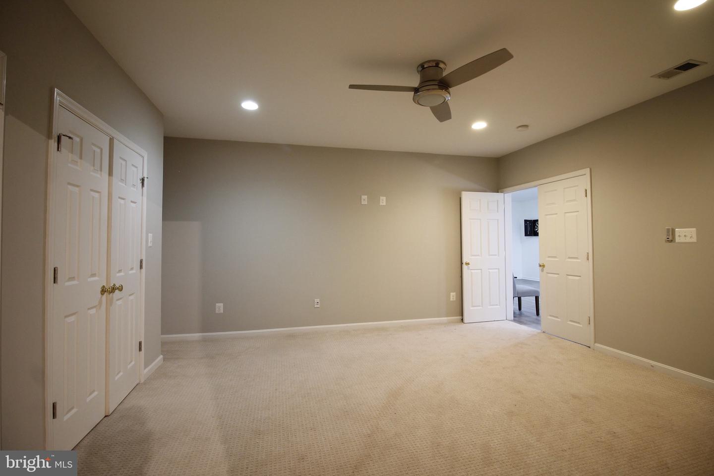 5569 JAMISONS FARM DR, WARRENTON, Virginia 20187, 6 Bedrooms Bedrooms, ,4 BathroomsBathrooms,Residential,For sale,5569 JAMISONS FARM DR,VAFQ2017420 MLS # VAFQ2017420