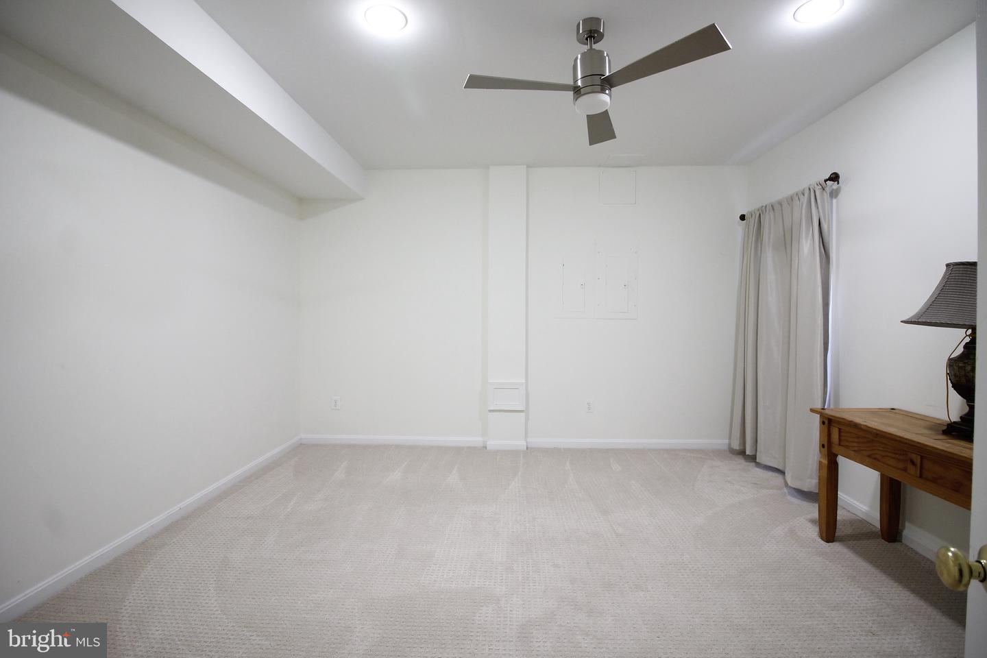 5569 JAMISONS FARM DR, WARRENTON, Virginia 20187, 6 Bedrooms Bedrooms, ,4 BathroomsBathrooms,Residential,For sale,5569 JAMISONS FARM DR,VAFQ2017420 MLS # VAFQ2017420
