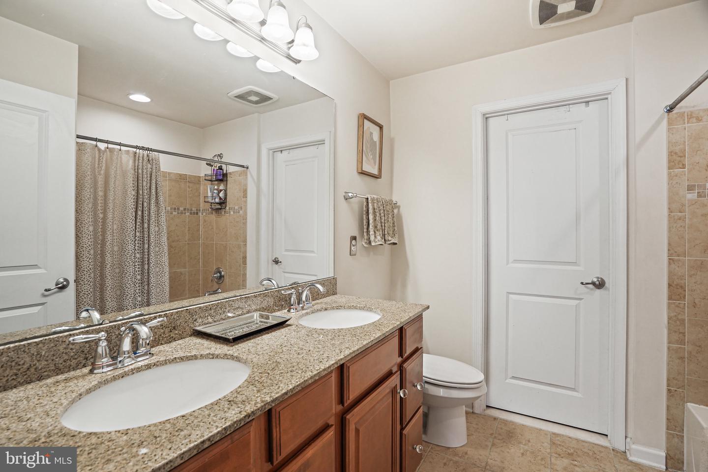 3825 COMMODORE JOSHUA BARNEY DR NE, WASHINGTON, District Of Columbia 20018, 2 Bedrooms Bedrooms, ,2 BathroomsBathrooms,Residential,For sale,3825 COMMODORE JOSHUA BARNEY DR NE,DCDC2210068 MLS # DCDC2210068