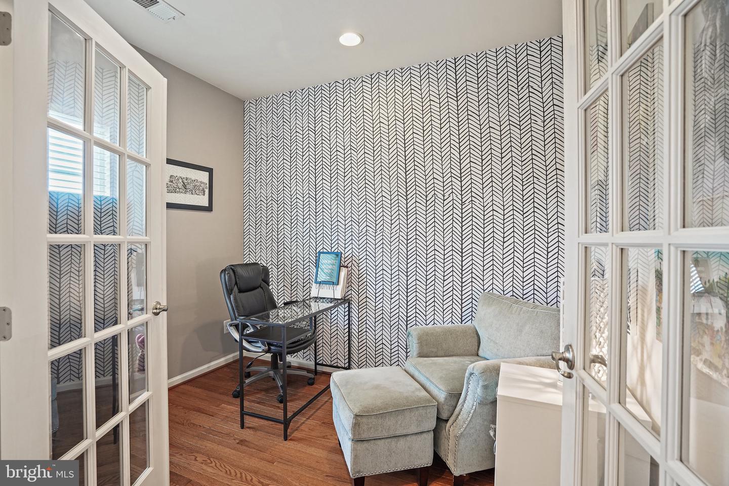 3825 COMMODORE JOSHUA BARNEY DR NE, WASHINGTON, District Of Columbia 20018, 2 Bedrooms Bedrooms, ,2 BathroomsBathrooms,Residential,For sale,3825 COMMODORE JOSHUA BARNEY DR NE,DCDC2210068 MLS # DCDC2210068