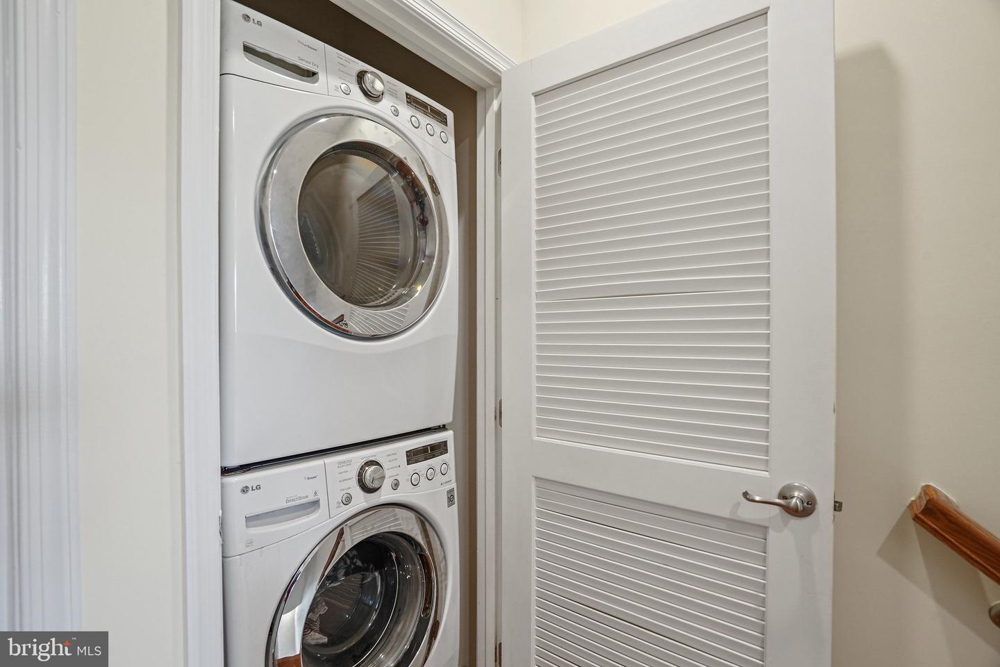 3825 COMMODORE JOSHUA BARNEY DR NE, WASHINGTON, District Of Columbia 20018, 2 Bedrooms Bedrooms, ,2 BathroomsBathrooms,Residential,For sale,3825 COMMODORE JOSHUA BARNEY DR NE,DCDC2210068 MLS # DCDC2210068