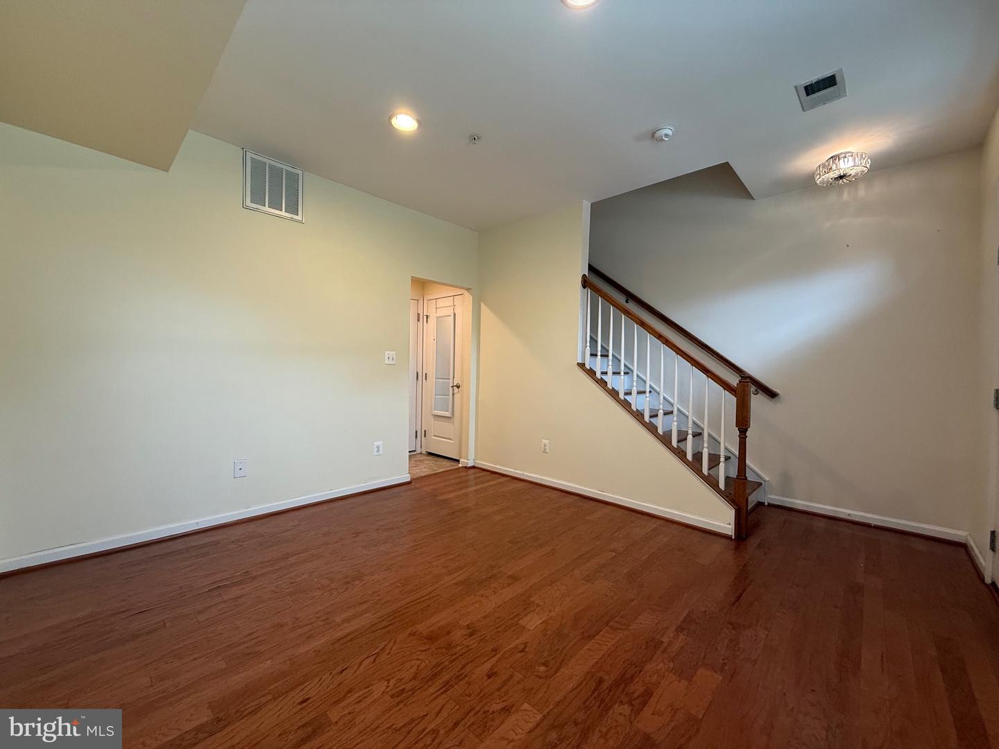 3825 COMMODORE JOSHUA BARNEY DR NE, WASHINGTON, District Of Columbia 20018, 2 Bedrooms Bedrooms, ,2 BathroomsBathrooms,Residential,For sale,3825 COMMODORE JOSHUA BARNEY DR NE,DCDC2210068 MLS # DCDC2210068