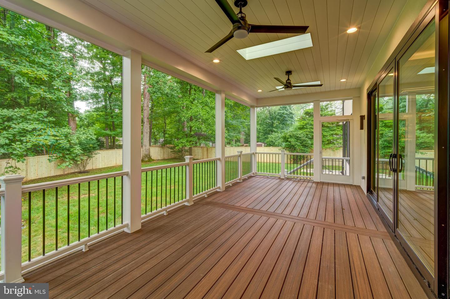 8539 APONI RD, VIENNA, Virginia 22180, 6 Bedrooms Bedrooms, ,6 BathroomsBathrooms,Residential,For sale,8539 APONI RD,VAFX2255176 MLS # VAFX2255176