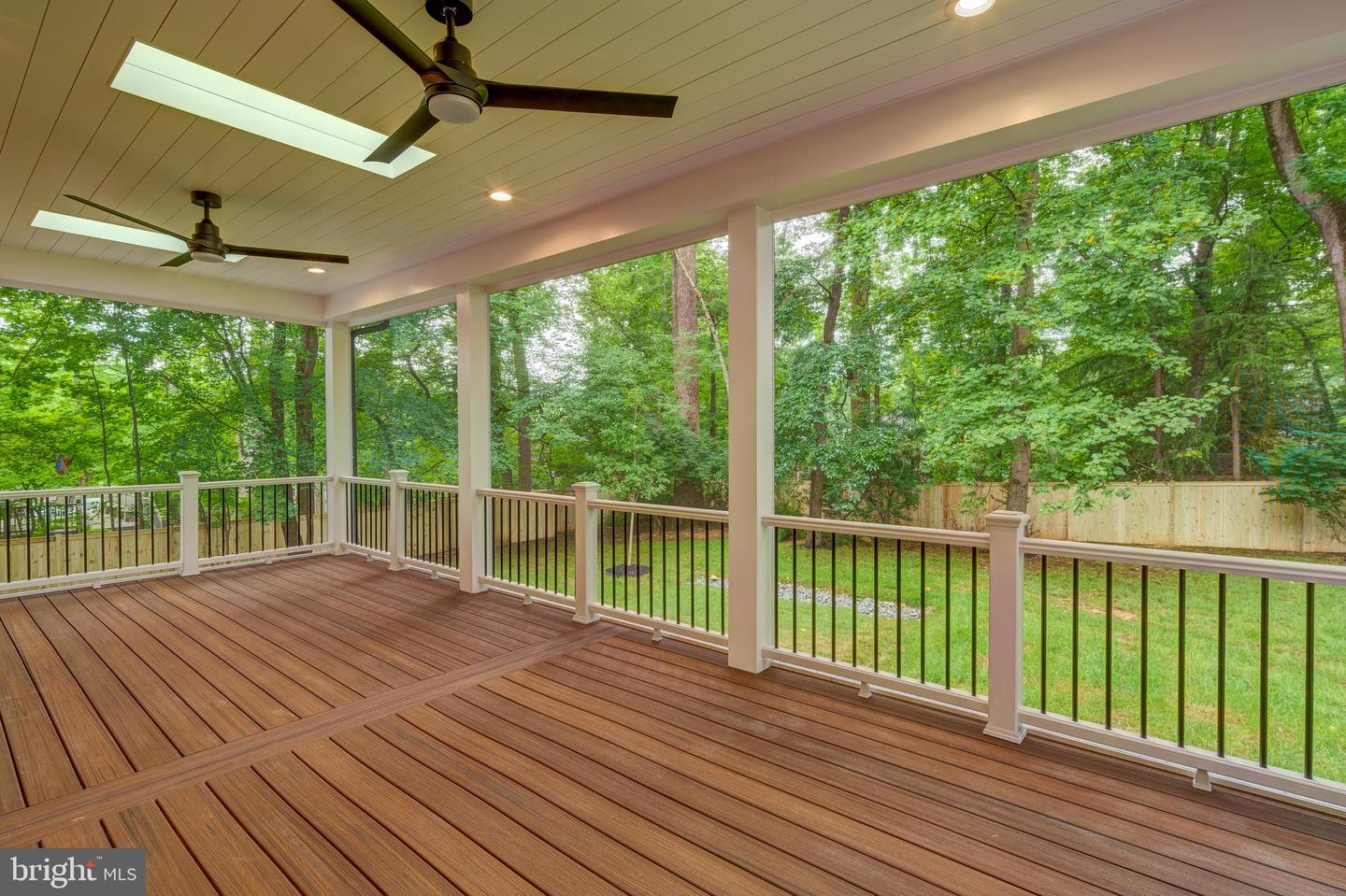 8539 APONI RD, VIENNA, Virginia 22180, 6 Bedrooms Bedrooms, ,6 BathroomsBathrooms,Residential,For sale,8539 APONI RD,VAFX2255176 MLS # VAFX2255176