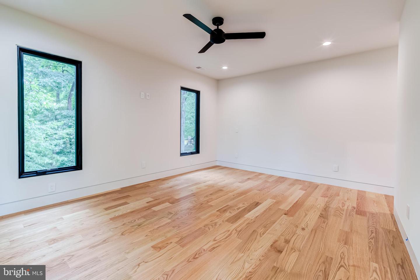 8539 APONI RD, VIENNA, Virginia 22180, 6 Bedrooms Bedrooms, ,6 BathroomsBathrooms,Residential,For sale,8539 APONI RD,VAFX2255176 MLS # VAFX2255176