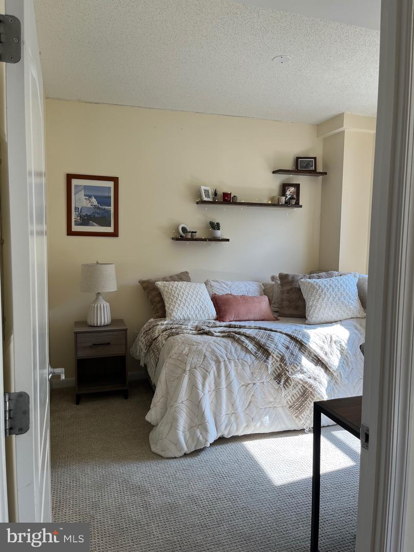 1111 11TH ST NW #304, WASHINGTON, District Of Columbia 20001, 1 Bedroom Bedrooms, ,1 BathroomBathrooms,Residential,For sale,1111 11TH ST NW #304,DCDC2210112 MLS # DCDC2210112