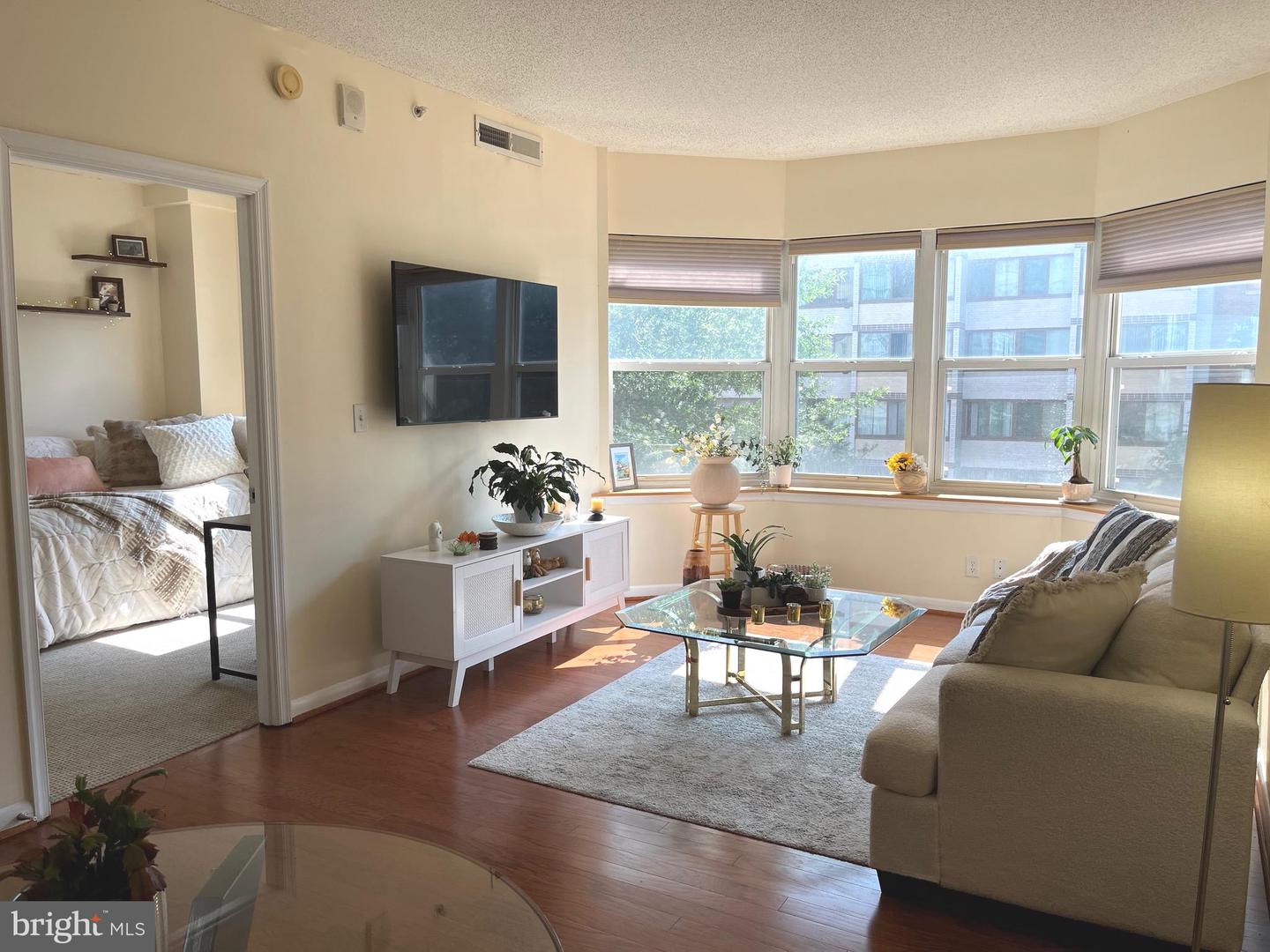 1111 11TH ST NW #304, WASHINGTON, District Of Columbia 20001, 1 Bedroom Bedrooms, ,1 BathroomBathrooms,Residential,For sale,1111 11TH ST NW #304,DCDC2210112 MLS # DCDC2210112