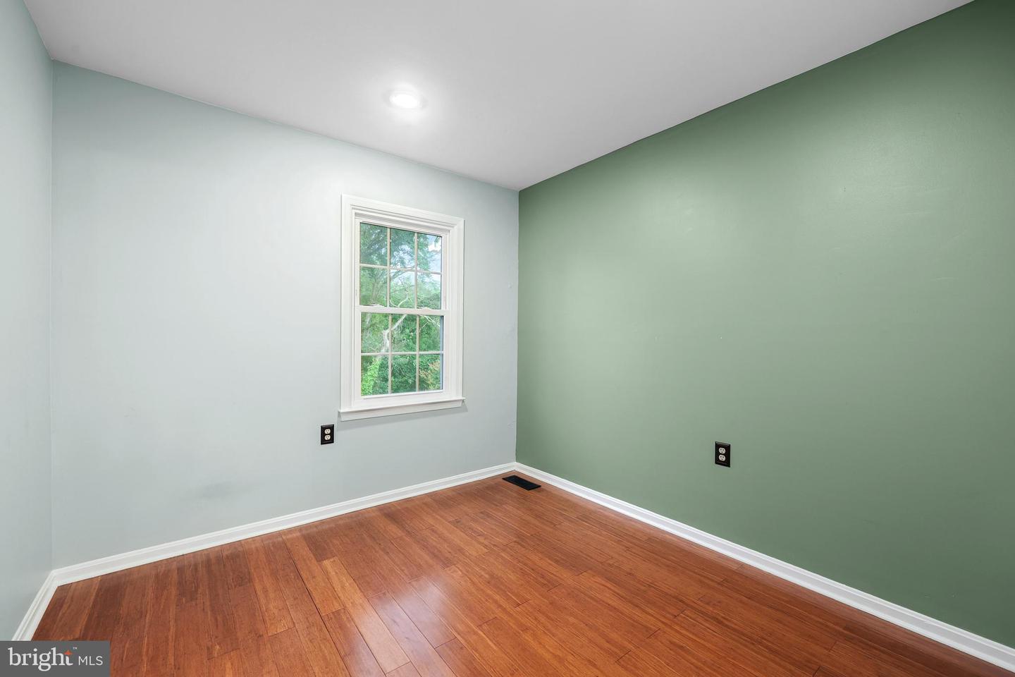 2845 SEMINOLE RD, WOODBRIDGE, Virginia 22192, 3 Bedrooms Bedrooms, ,3 BathroomsBathrooms,Residential,For sale,2845 SEMINOLE RD,VAPW2099128 MLS # VAPW2099128