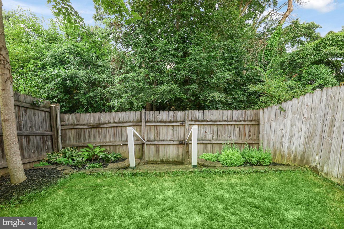2845 SEMINOLE RD, WOODBRIDGE, Virginia 22192, 3 Bedrooms Bedrooms, ,3 BathroomsBathrooms,Residential,For sale,2845 SEMINOLE RD,VAPW2099128 MLS # VAPW2099128