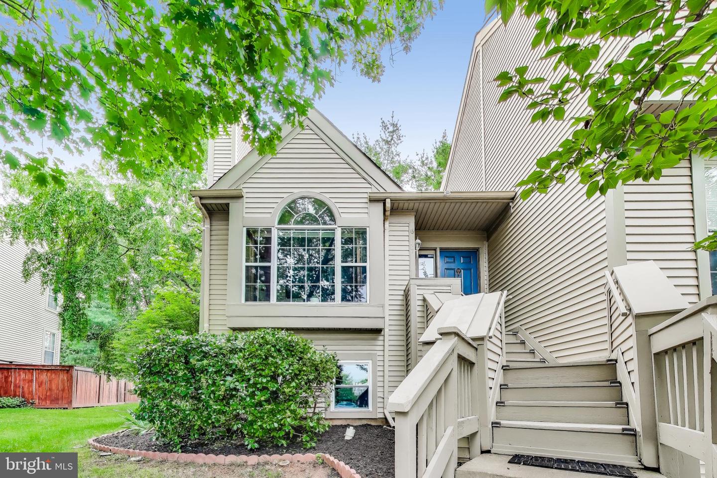 6147 STONEPATH CIR, CENTREVILLE, Virginia 20120, 4 Bedrooms Bedrooms, ,3 BathroomsBathrooms,Residential,For sale,6147 STONEPATH CIR,VAFX2255254 MLS # VAFX2255254