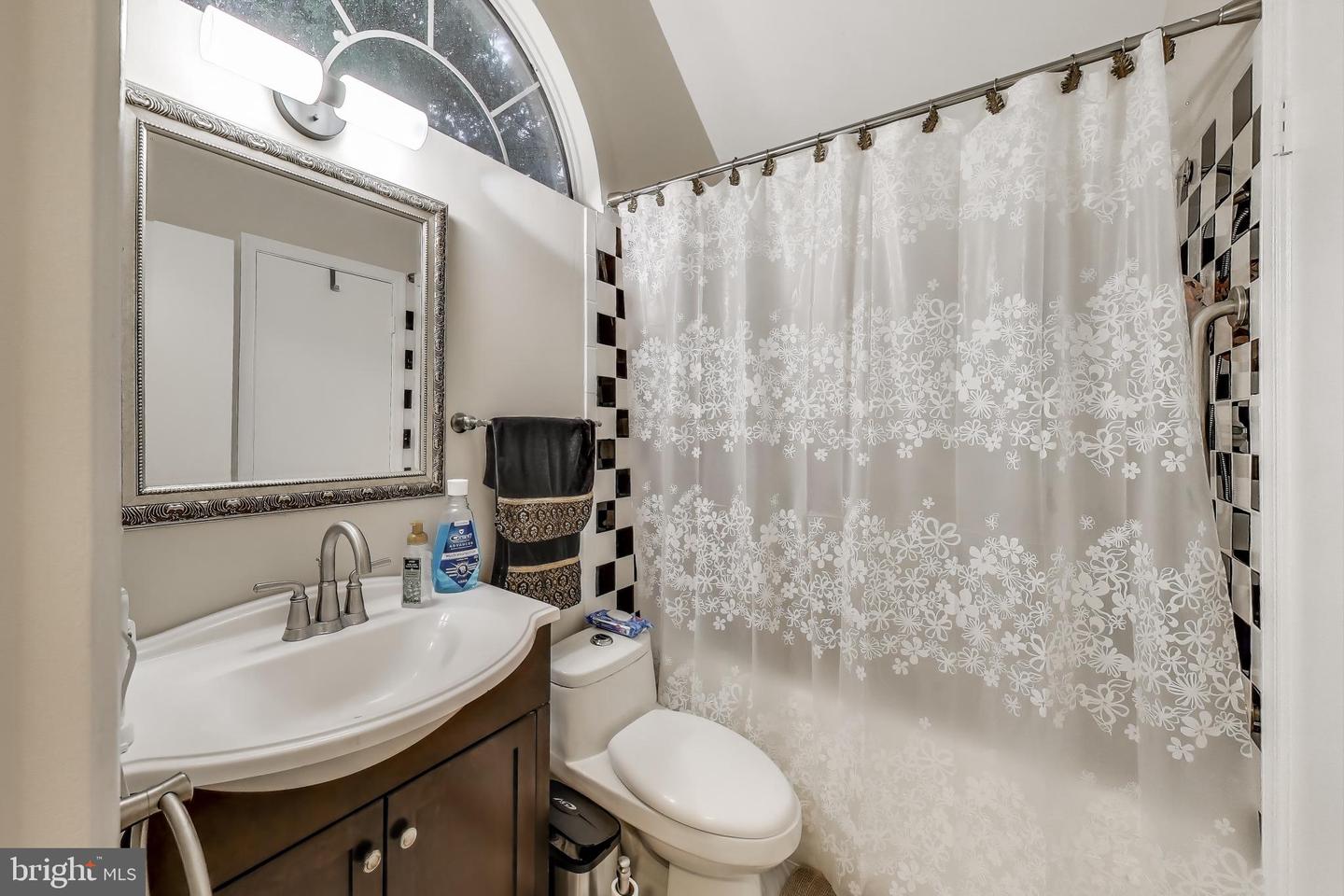 6147 STONEPATH CIR, CENTREVILLE, Virginia 20120, 4 Bedrooms Bedrooms, ,3 BathroomsBathrooms,Residential,For sale,6147 STONEPATH CIR,VAFX2255254 MLS # VAFX2255254