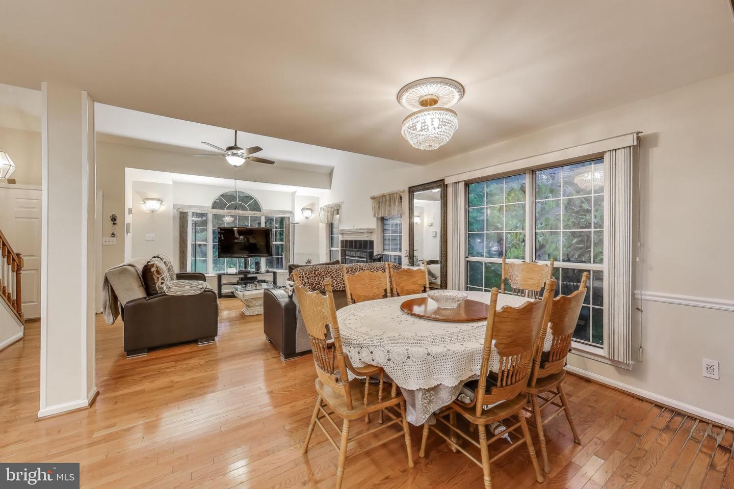 6147 STONEPATH CIR, CENTREVILLE, Virginia 20120, 4 Bedrooms Bedrooms, ,3 BathroomsBathrooms,Residential,For sale,6147 STONEPATH CIR,VAFX2255254 MLS # VAFX2255254